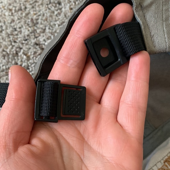 Maroon 5 5-Panel Adjustable Hat, Adjustable Buckle, Gold Wing Crest - Picture 7 of 10